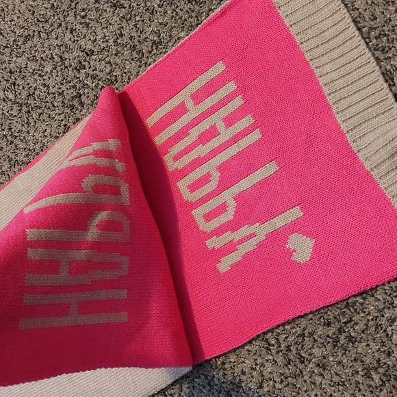 Old Navy Reversible Scarf - Picture 4 of 4